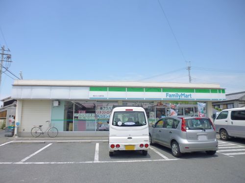 コンビニ　ファミリーマート 明石大久保町店（コンビニ）まで551m