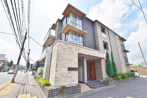 建物外観　★外観★