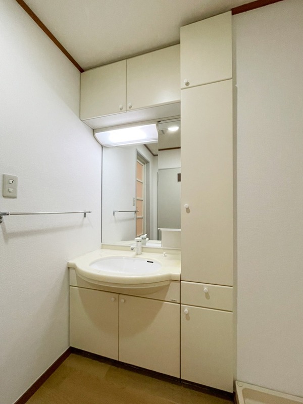 洗面設備　別部屋同間取