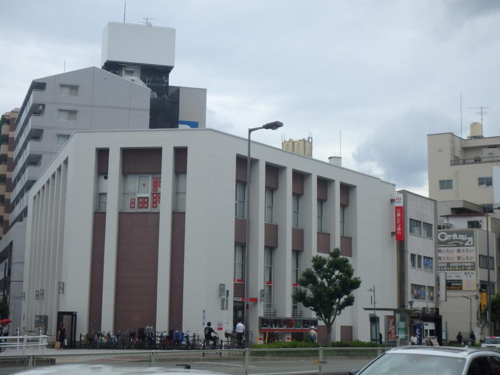 銀行　三菱UFJ銀行野田支店（銀行）まで578m
