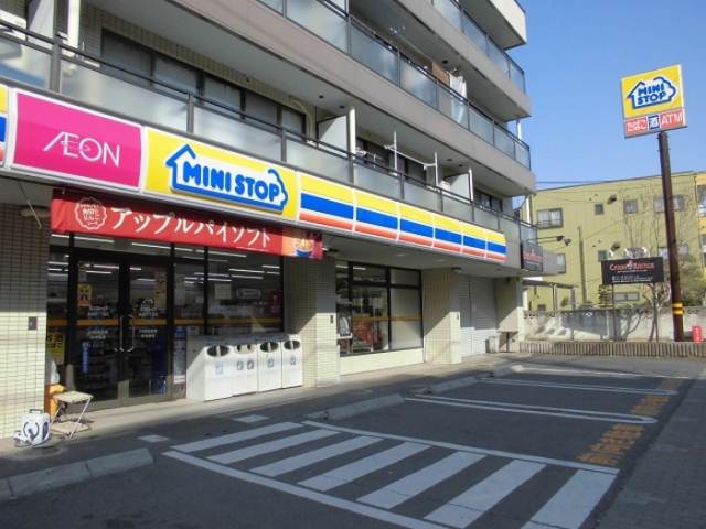 その他　ミニストップ篠崎町1丁目店（その他）まで372m