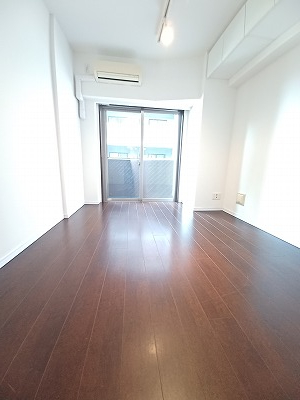 居室・リビング　※別部屋参考写真