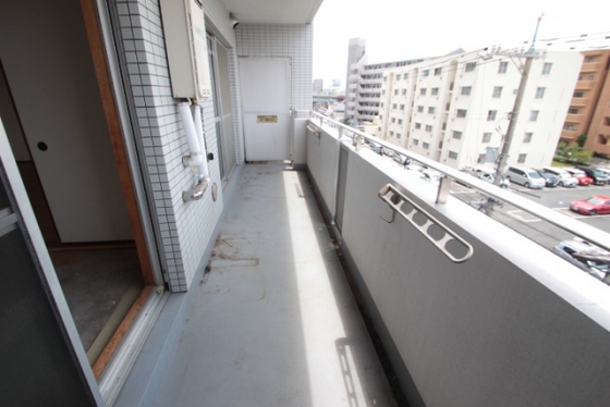 バルコニー　※別部屋の写真です