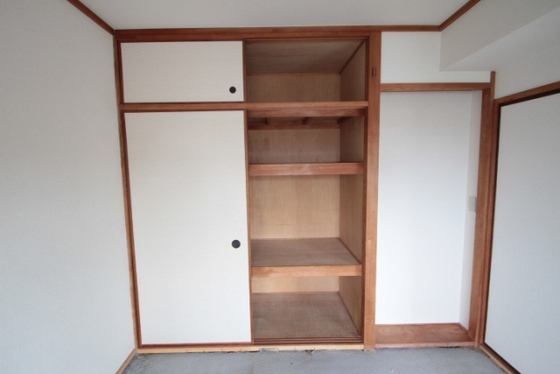 収納　※別部屋の写真です
