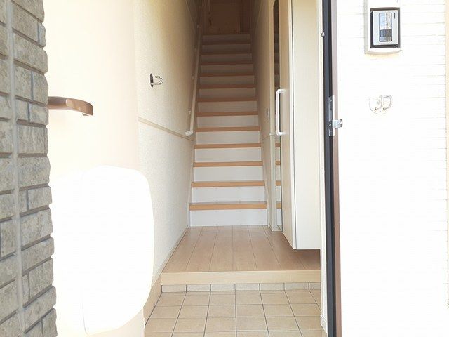 玄関　シンプルで使いやすい玄関です