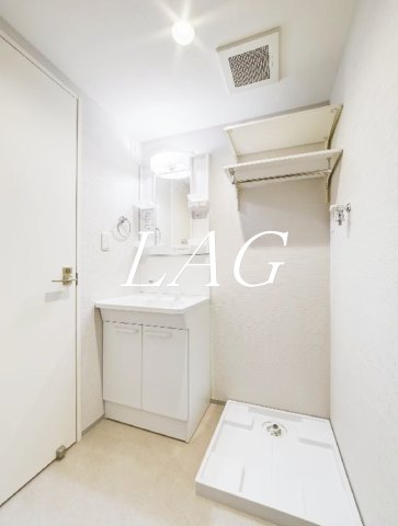 洗面設備　洗面台です。