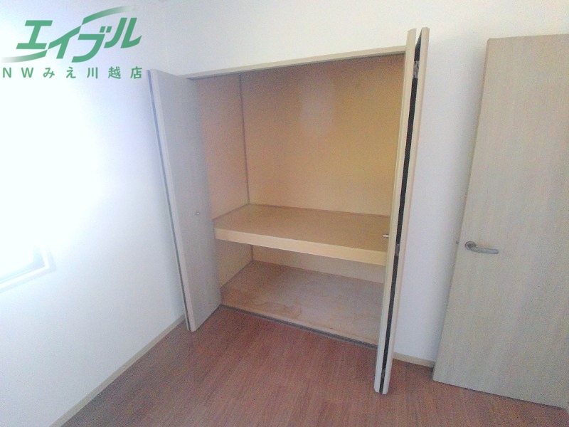 収納　別部屋反転同型タイプ