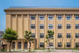 小学校　中央区立明石小学校（小学校）まで412m