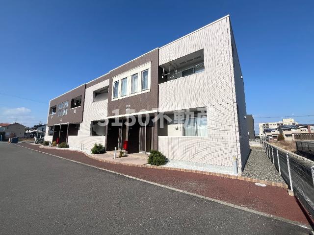 建物外観　外観写真（昼）