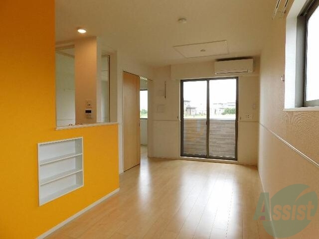 居室・リビング　リビングは１１．９帖のお部屋になっております！