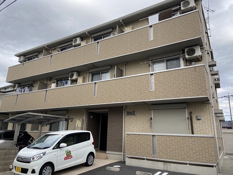 建物外観　現況優先