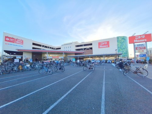 ホームセンター　ニトリホームズ宮原店（ホームセンター）まで1415m