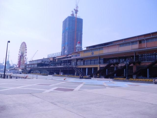 小学校　神戸市立小部中学校（小学校）まで846m