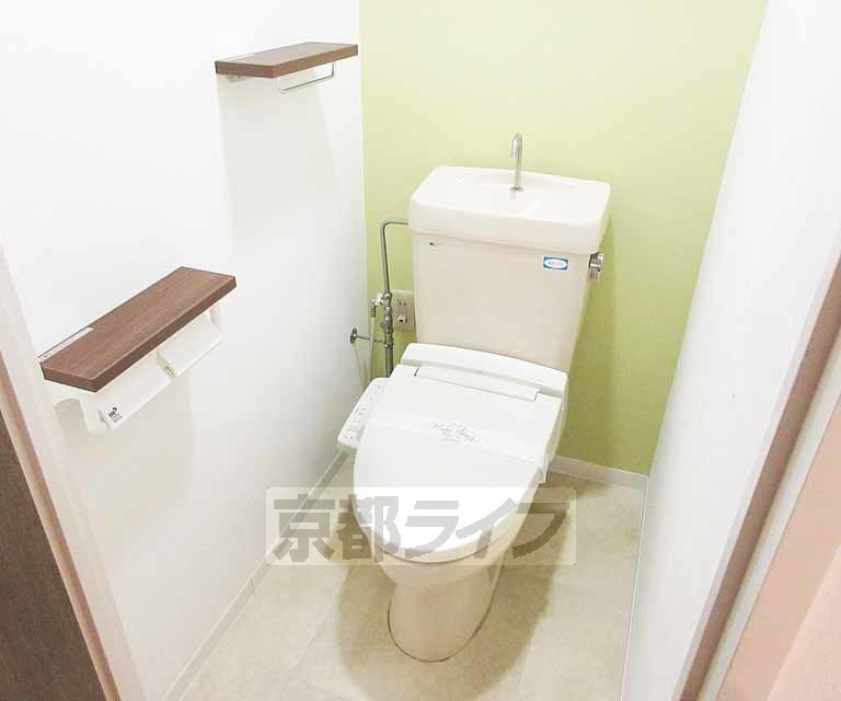 トイレ　ウォシュレット付きの綺麗なトイレです！