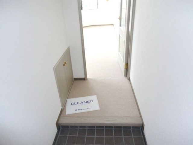 玄関　★お問い合わせはタウンハウジング町田店まで★