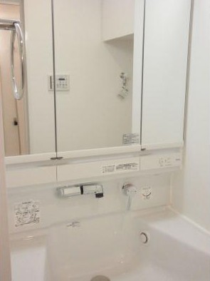 洗面設備　同タイプのお写真です