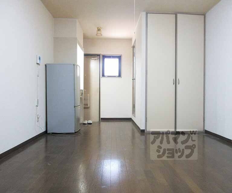 居室・リビング　広めのお部屋です