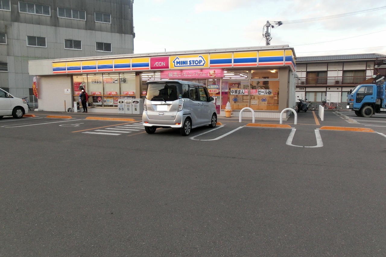 コンビニ　ミニストップ高松牟礼町店（コンビニ）まで765m