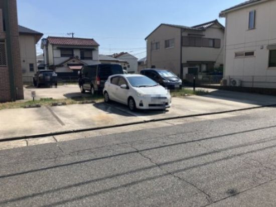駐車場　駐車場があります