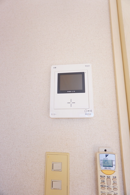 セキュリティ　ＴＶモニター付インターホンがあるので訪問者が一目でわかります