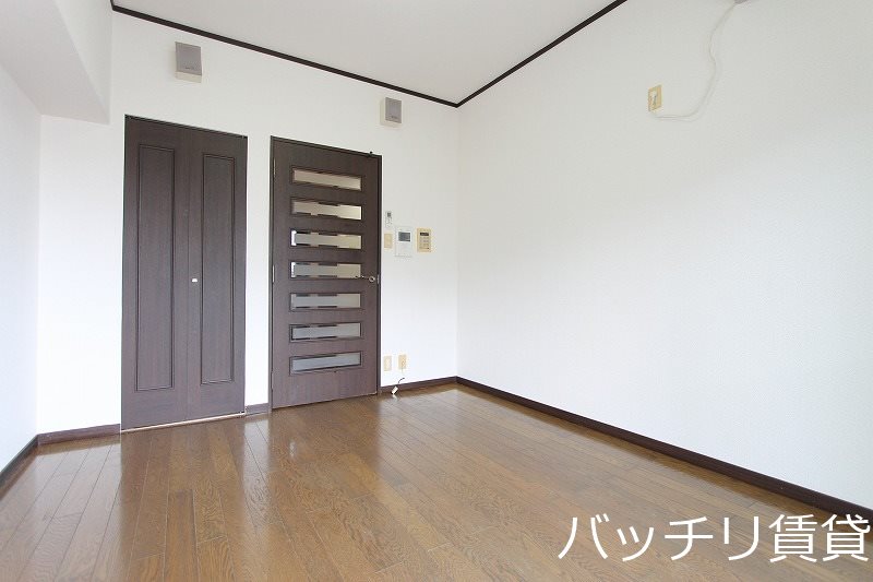 居室・リビング　※同型タイプ写真の為、現状優先。