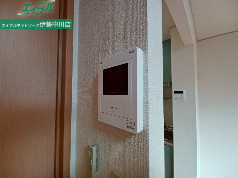 セキュリティ　同型参考写真