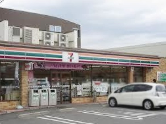 コンビニ　セブンイレブン 東大阪稲葉3丁目店（コンビニ）まで412m