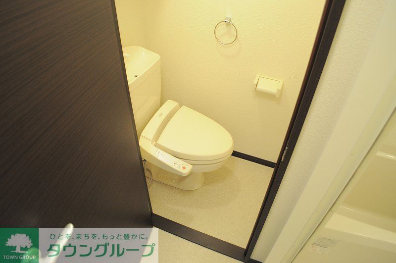その他　タオル掛けも付いています！