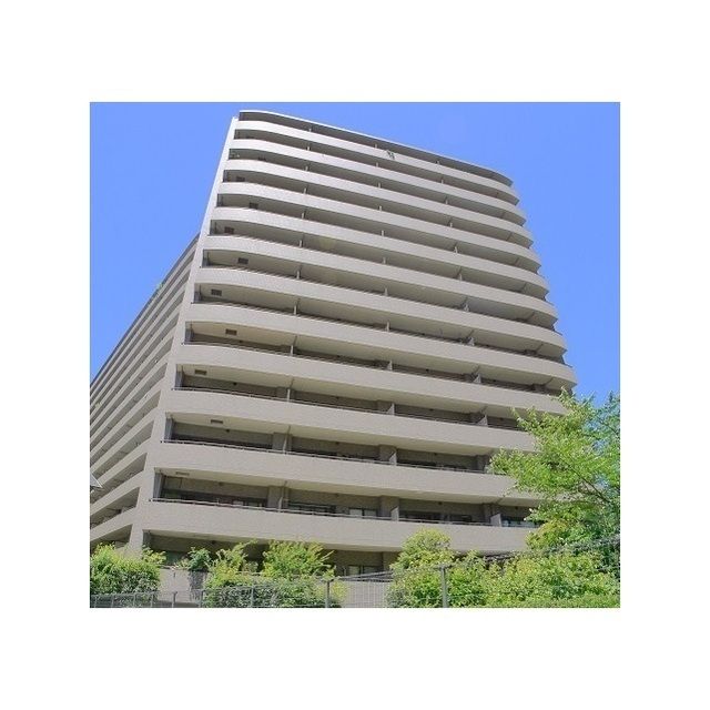 2LDK Mansion in Minato, Tokyo - Image 1