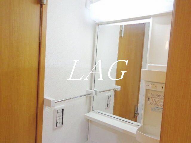 洗面設備　洗面台です。