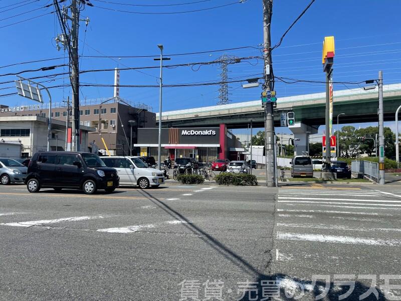 飲食店　マクドナルド 堺石津店（飲食店）まで544m