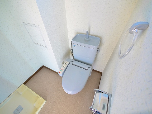 トイレ　落ち着いたトイレです