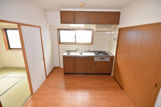 居室・リビング　写真は同マンションの他のお部屋のものです