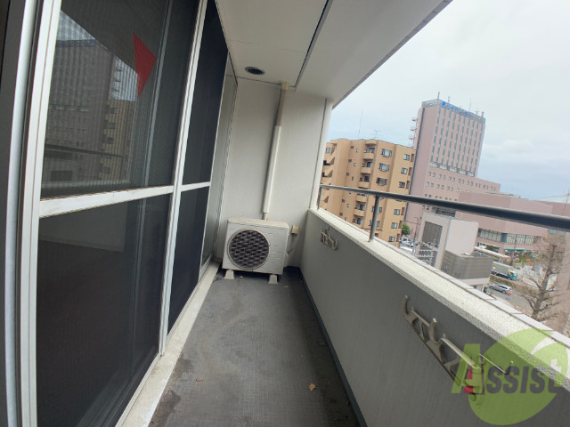 バルコニー　こまめな換気でお部屋の空気をリフレッシュ。