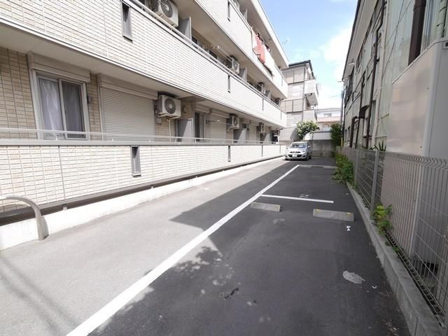 駐車場　★敷地内駐車場！★