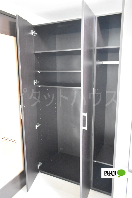 収納　クローゼット