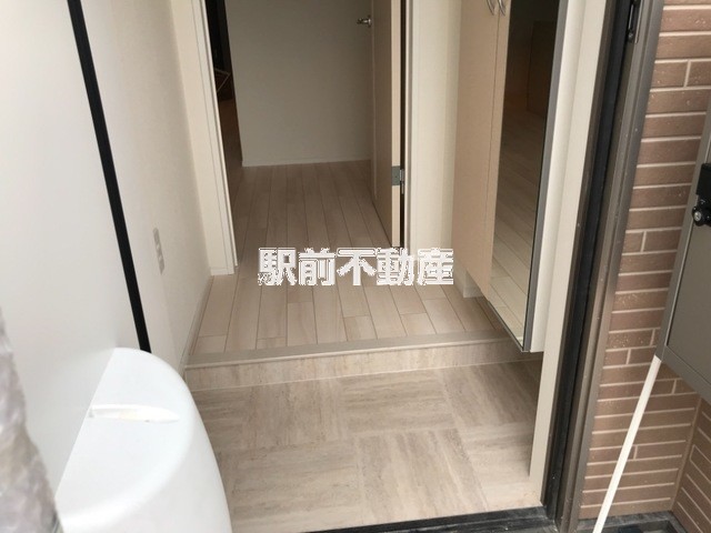玄関　１階部屋流用