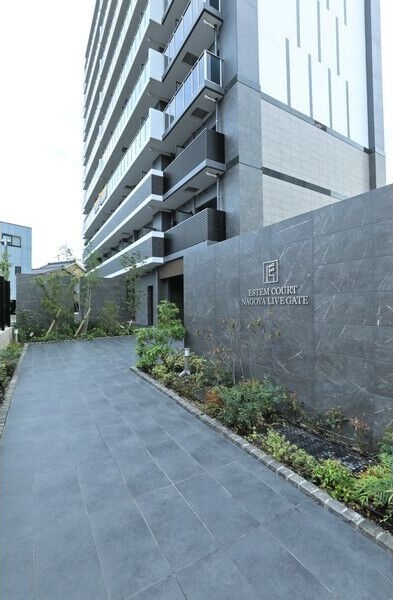 エントランス　名古屋で一番初期費用の安い賃貸専門の不動産会社です(^^)