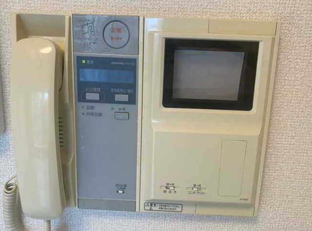 セキュリティ　モニター付きインターホン