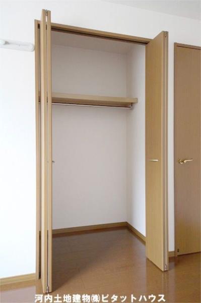 収納　お部屋をすっきり保てる便利なクローゼット付き！
