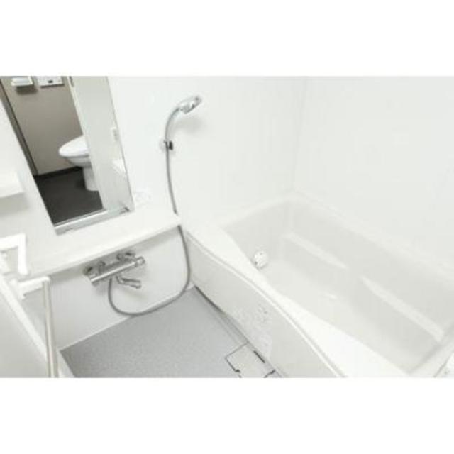 バス・シャワールーム　※写真は同タイプ住戸です。