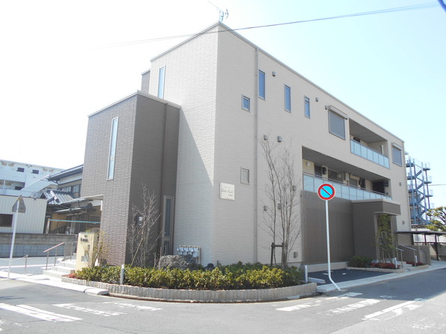 建物外観　ドルチェ・コチ七番館