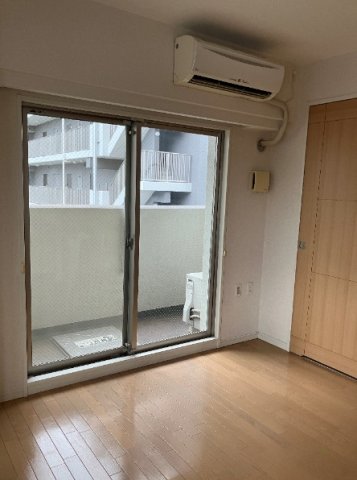 居室・リビング　居間