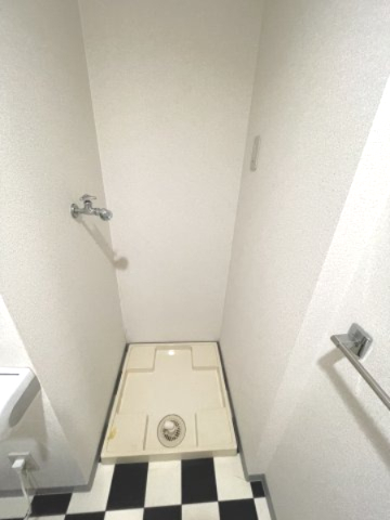 その他設備　室内洗濯機置き場です