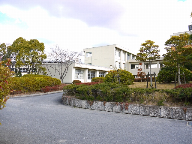 中学校　木津川市立木津第二中学校（中学校）まで1280m