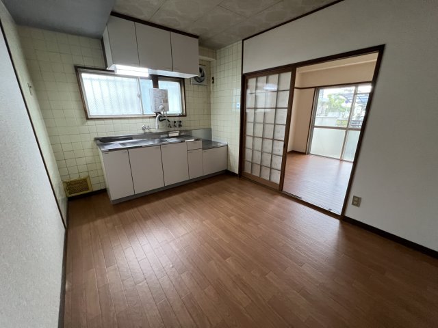 入江ビルの居間写真