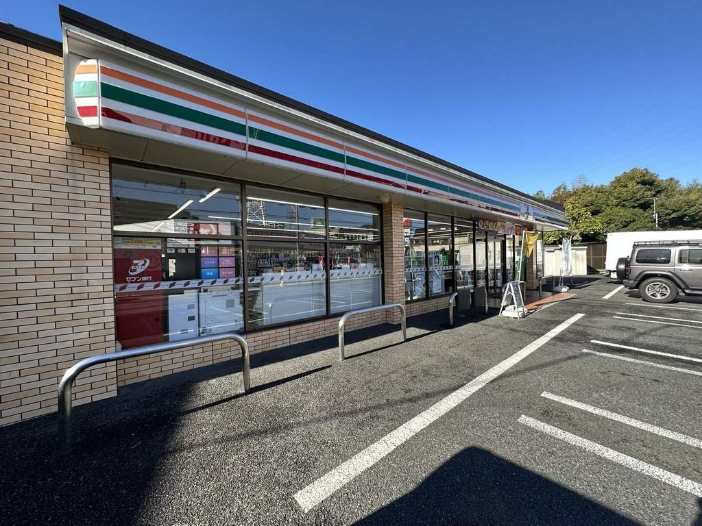 コンビニ　セブンイレブン川口辻店（コンビニ）まで1000m