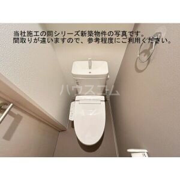 そよ風と春色のヴィータのトイレ写真