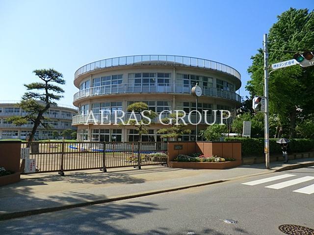小学校　習志野市立津田沼小学校（小学校）まで424m