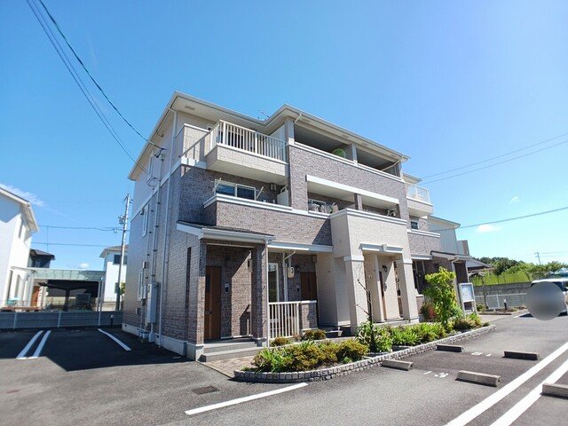 建物外観　落ち着いた雰囲気の外観です